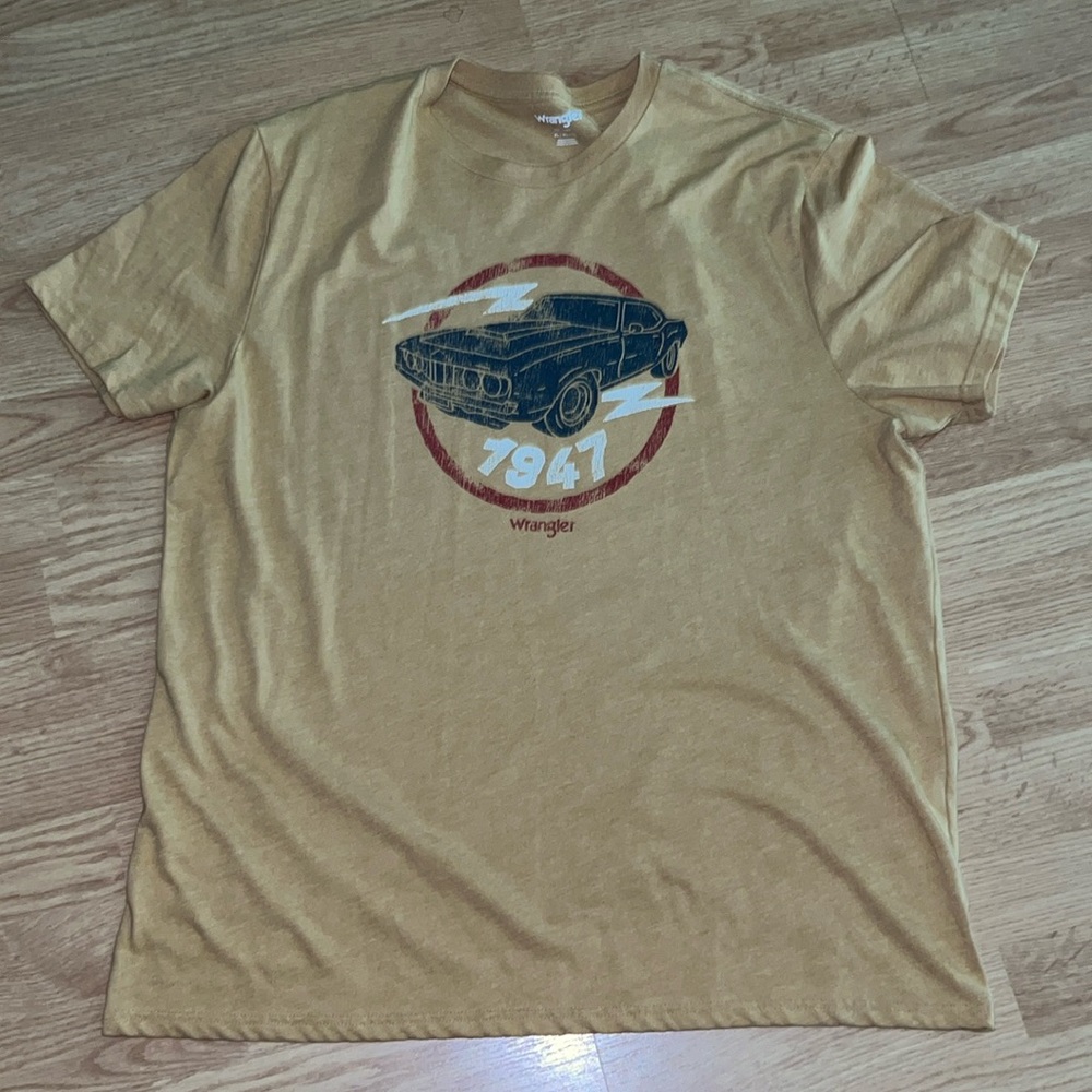Wrangler T-Shirt *EUC*
